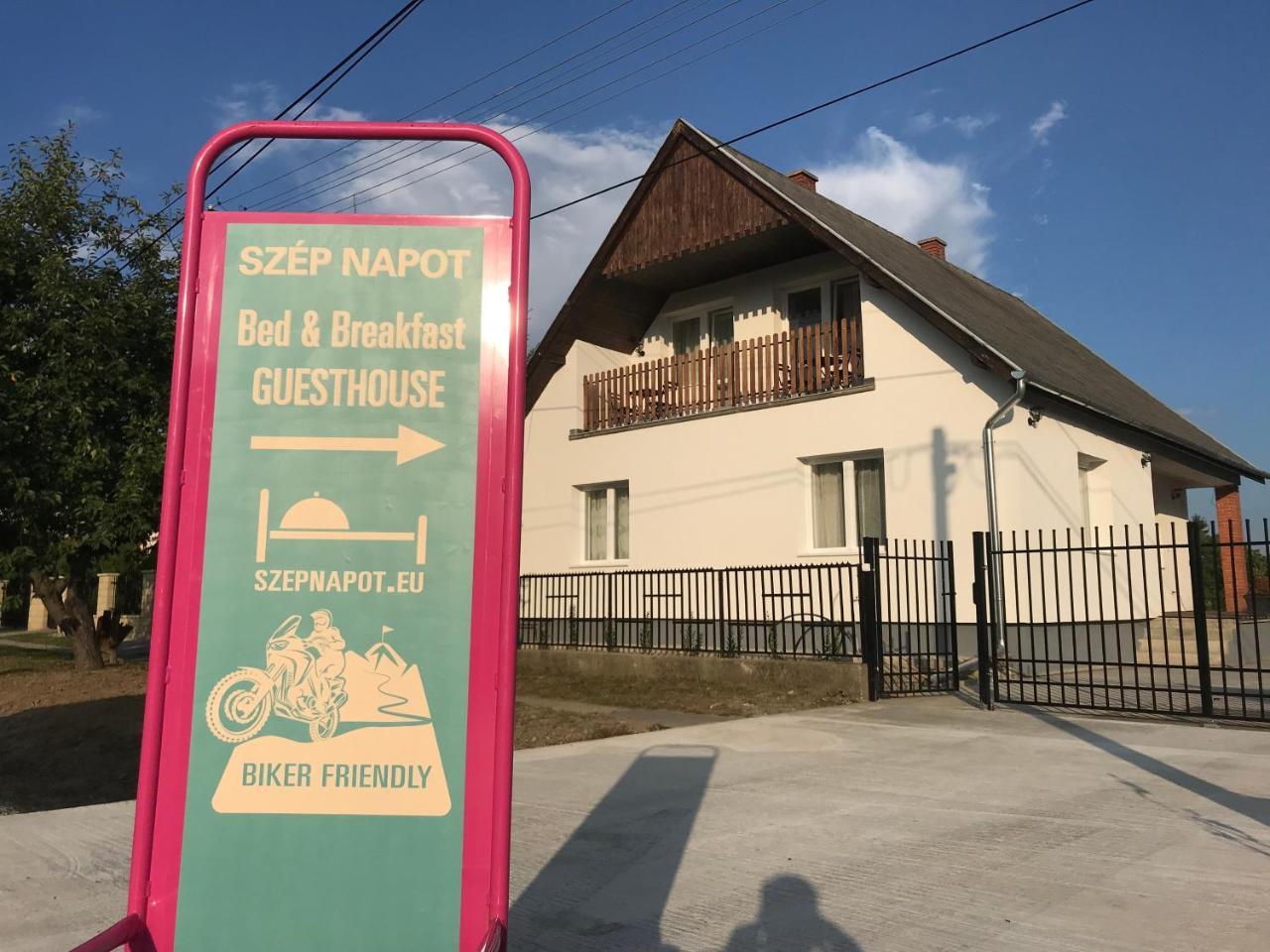 Szep Napot Vendeghaz Hotell Tordas Exteriör bild