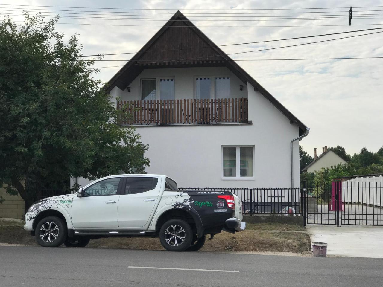 Szep Napot Vendeghaz Hotell Tordas Exteriör bild